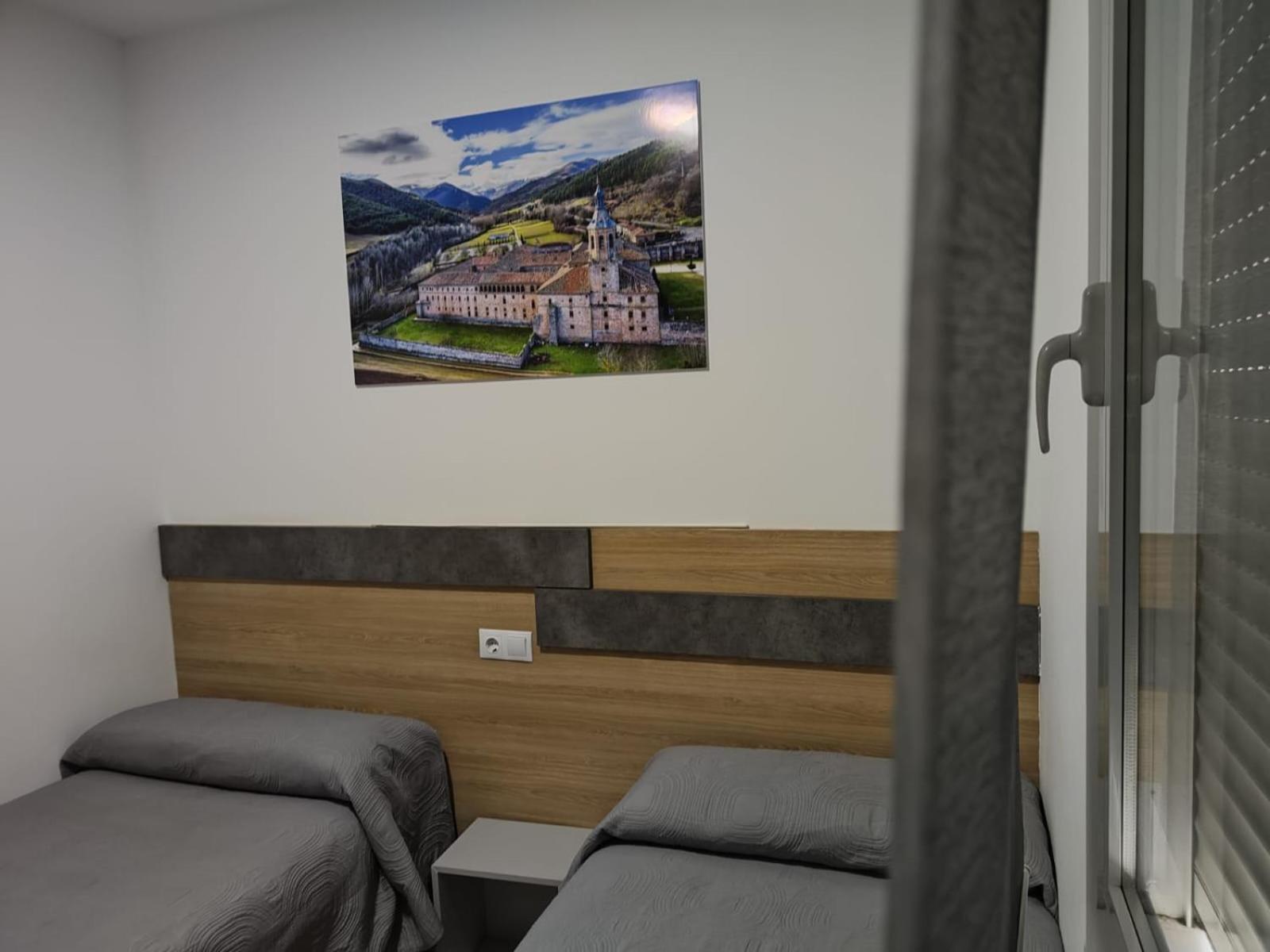 Hostal Rioja Condestable Логроньо Екстериор снимка
