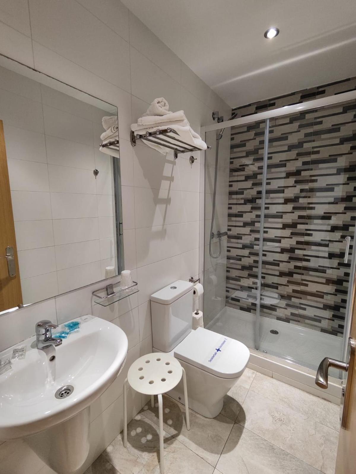 Hostal Rioja Condestable Логроньо Екстериор снимка